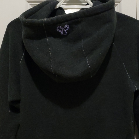 TNA gray pullover hoodie with purple logo - Picture 3 of 5